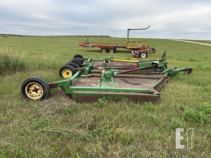 2018-john-deere-2018-image-2