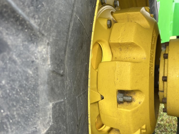2017-john-deere-9620r-image-31