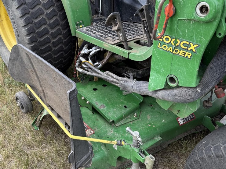 2010-john-deere-2720-image-9