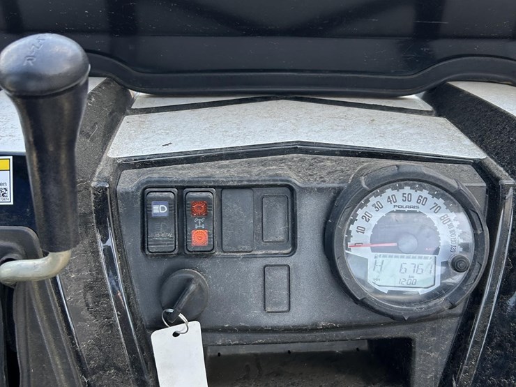 2013-polaris-ranger-800-image-11
