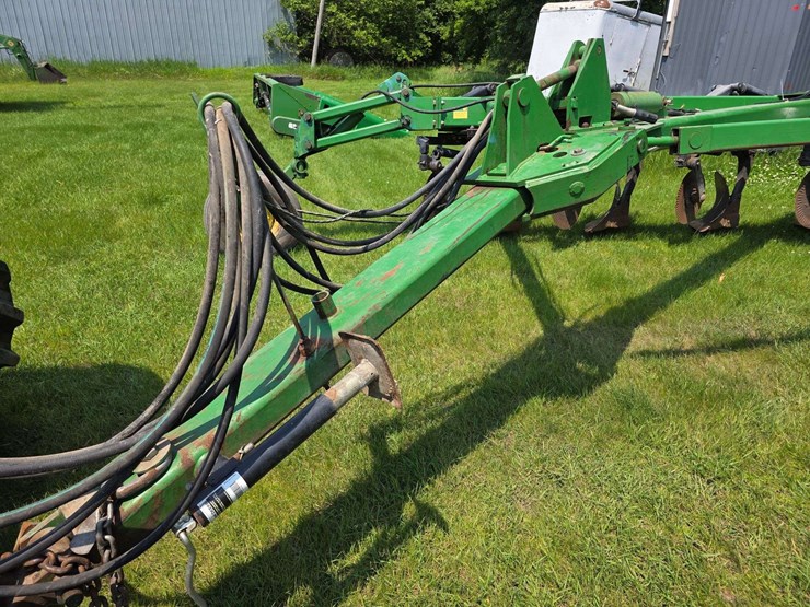 john-deere-3710-image-22