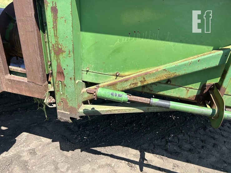 john-deere-853-image-9