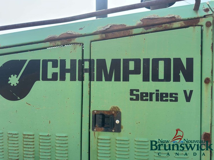 1999-champion-720a-image-12
