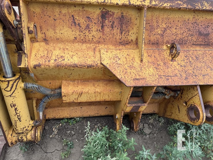 cat-2.38-yard-clam-bucket-image-7