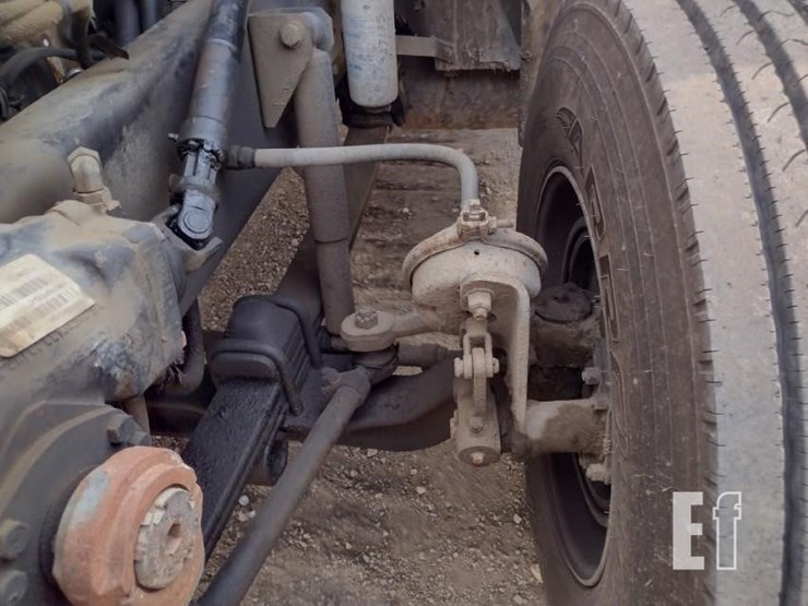 1996-kenworth-t300-image-21