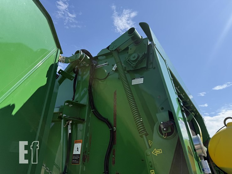 john-deere-568-image-20