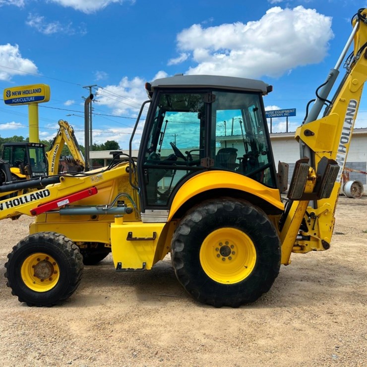 2008 NEW HOLLAND B110