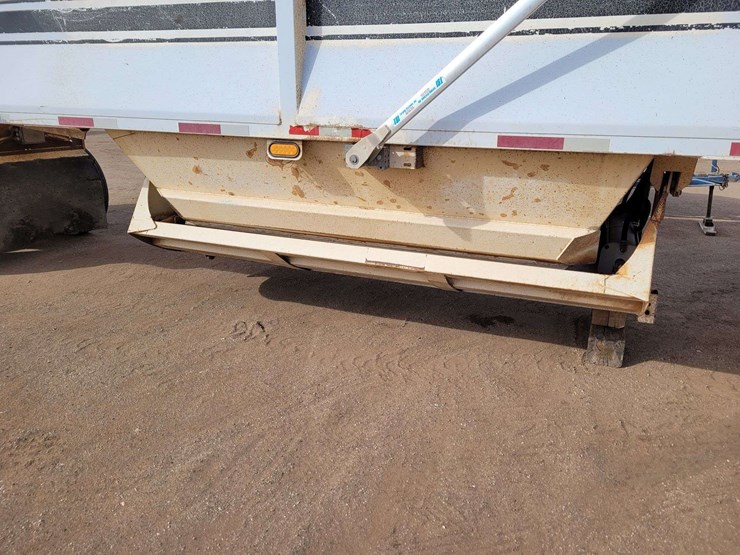 2000-midland-mg40clam-belly-dump-trailer-image-5