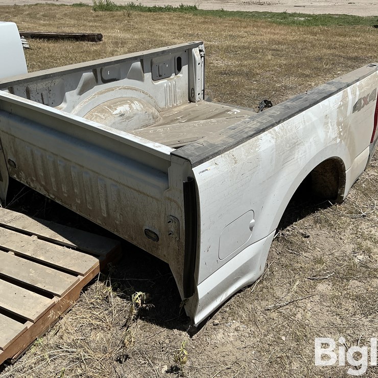 Ford Super Duty Pickup Box