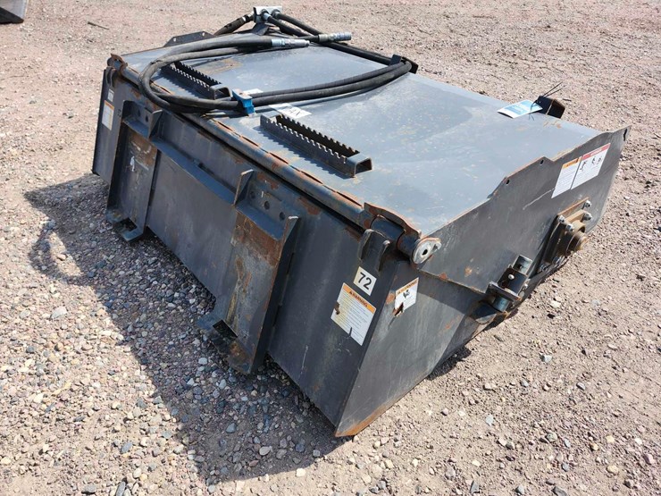 virnig-sweeper-attachment-image-3