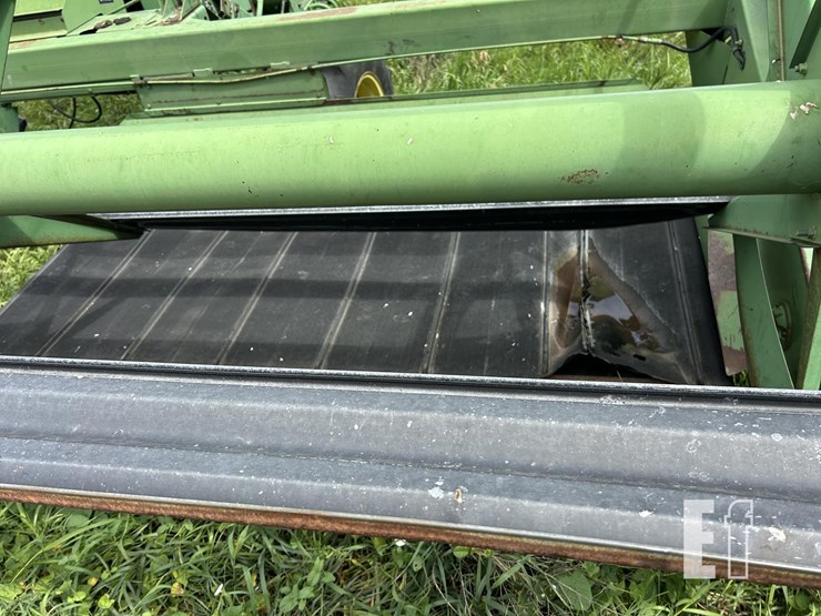 john-deere-2320-image-5