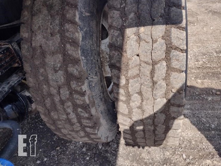ford-f750-image-36