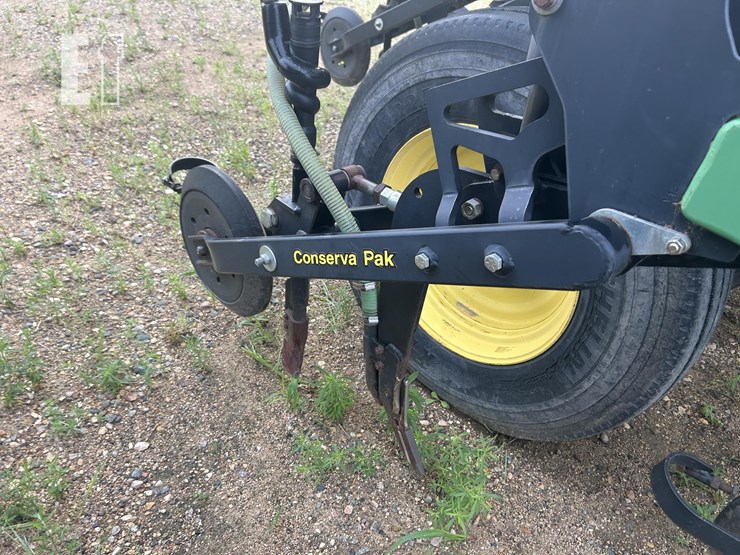 2009-john-deere-1870-image-29