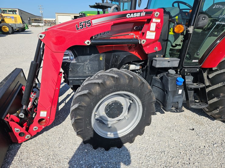case-ih-farmall-115a-image-6