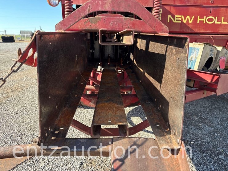 new-holland-315-image-11