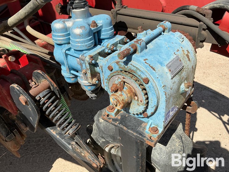 case-ih-2800-image-15