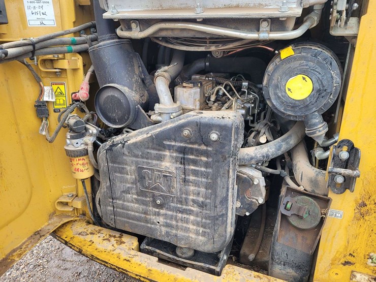 caterpillar-246c-image-5