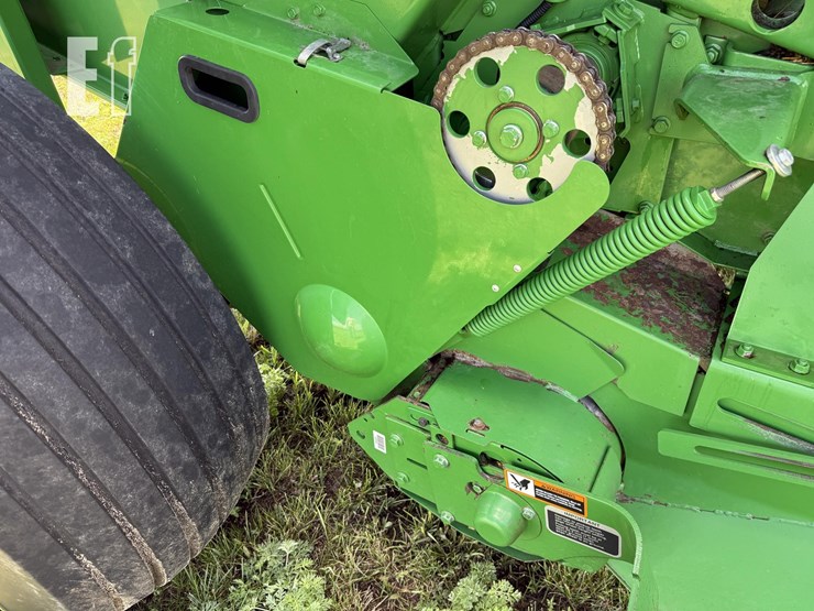 john-deere-568-image-35