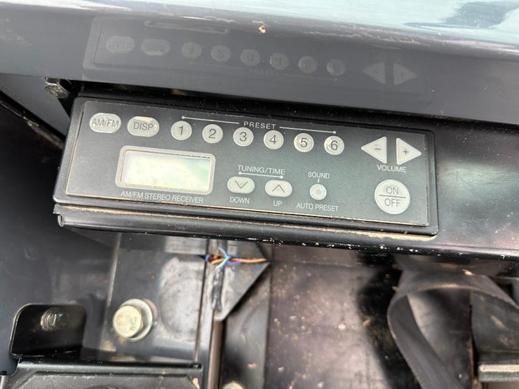 2016-case-cx55b-image-54