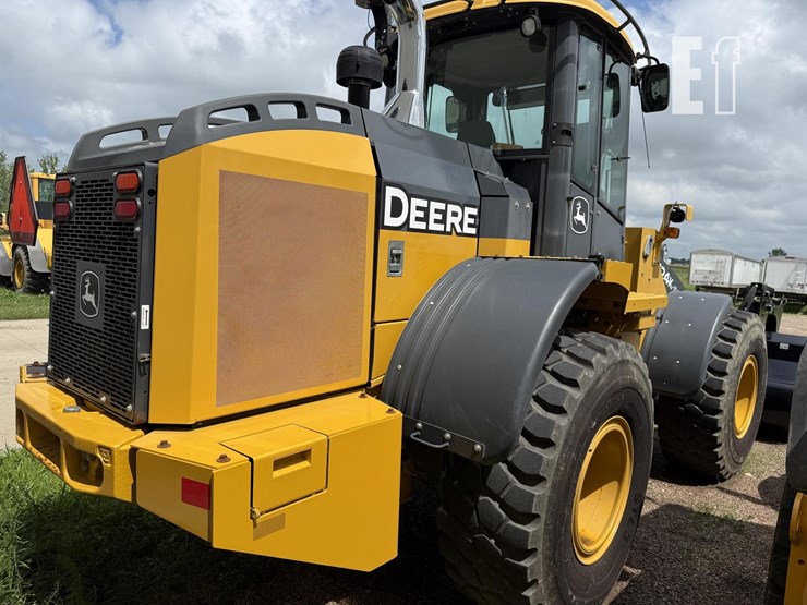 2019-deere-524kii-image-8