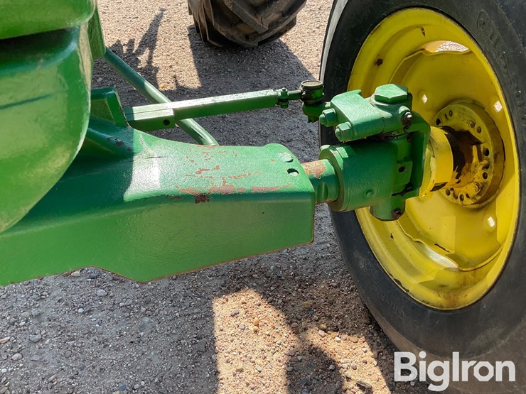 1957-john-deere-720-image-16