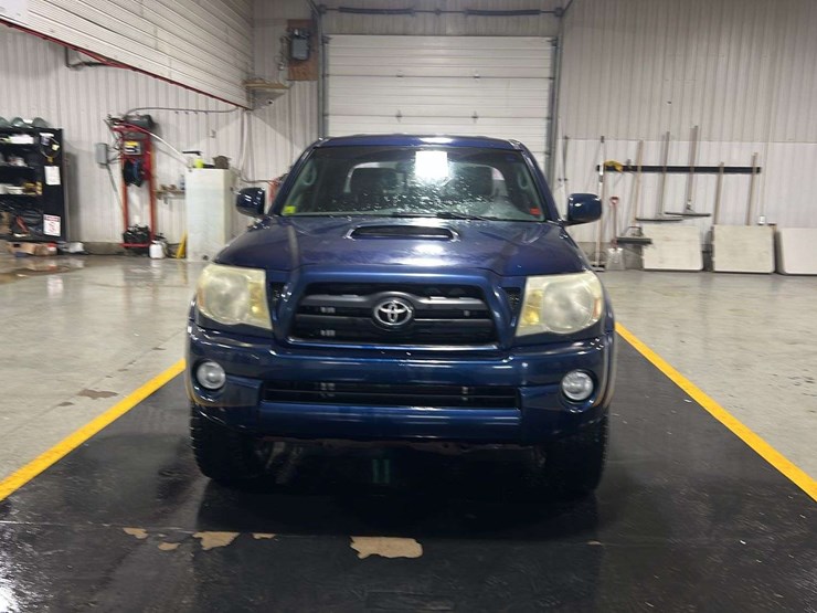 2007-toyota-tacoma-image-8