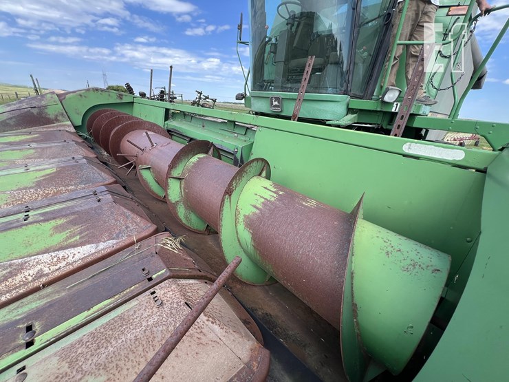 john-deere-653-image-9