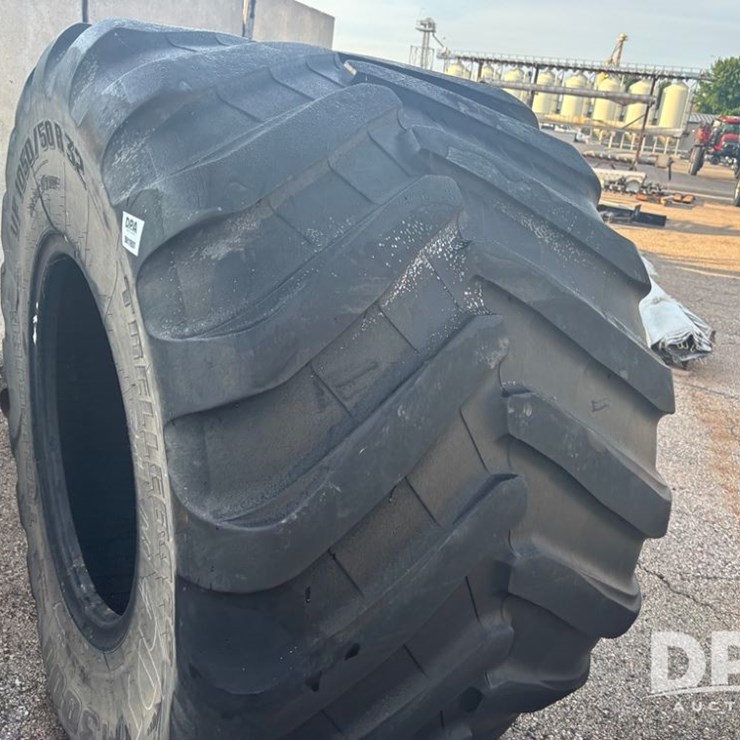 Floater Tire (DR11901)