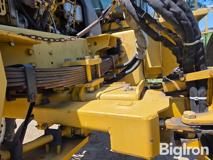 ag-chem-rogator-854-image-14