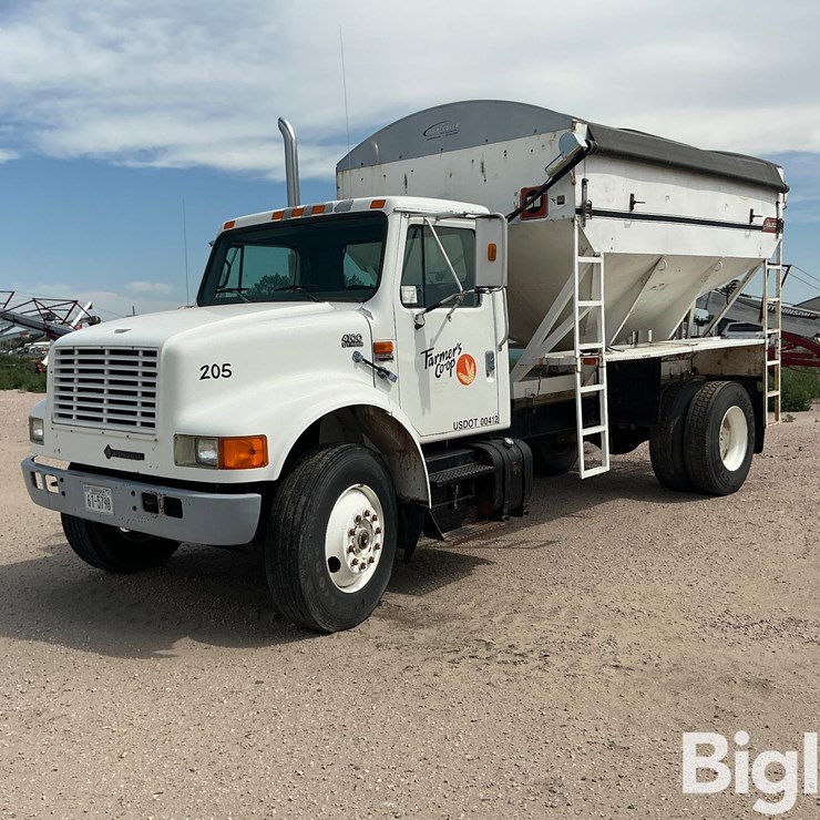 1997 INTERNATIONAL 4700