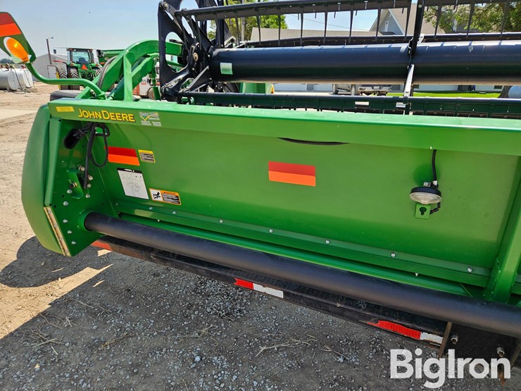 2014-john-deere-630f-image-16