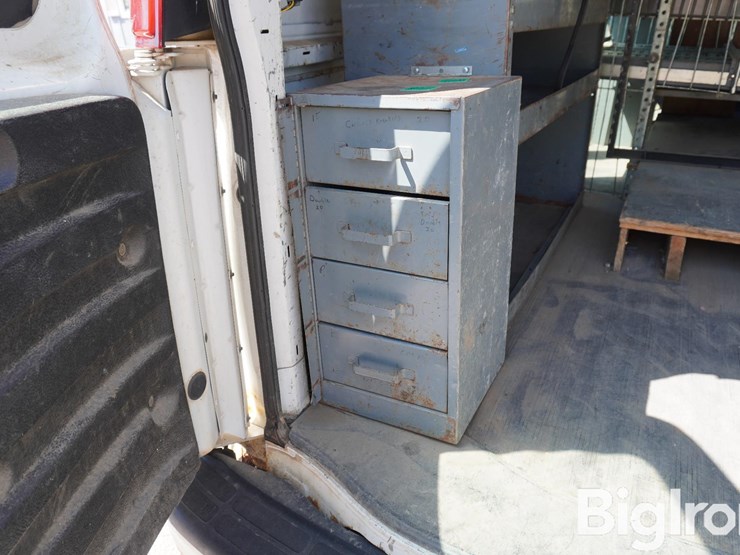 2004-chevrolet-express-1500-image-14