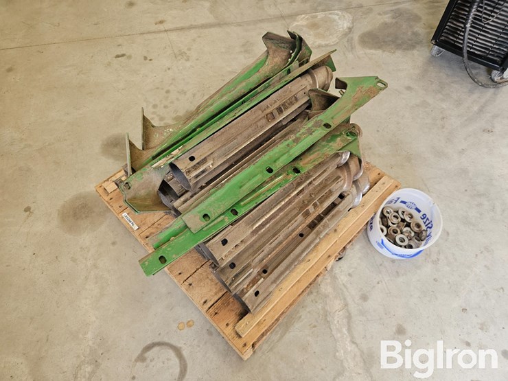 john-deere-608c-image-1