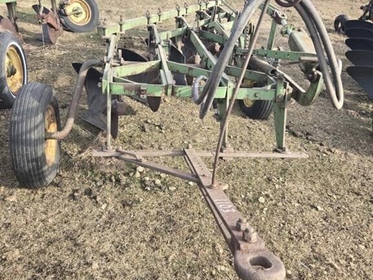 john-deere-5-image-3