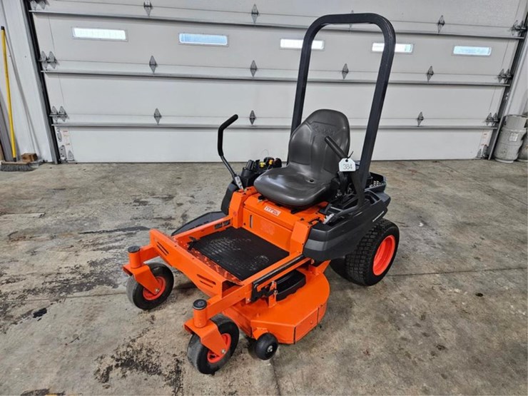 #384-•-kubota-z122rkw-zero-turn-mower-image-1