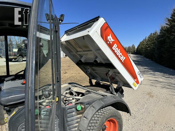 2022-bobcat-toolcat-uw56-image-34