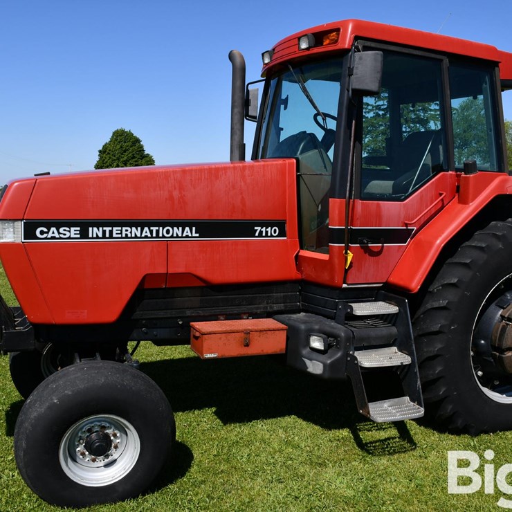 1989 CASE IH 7110