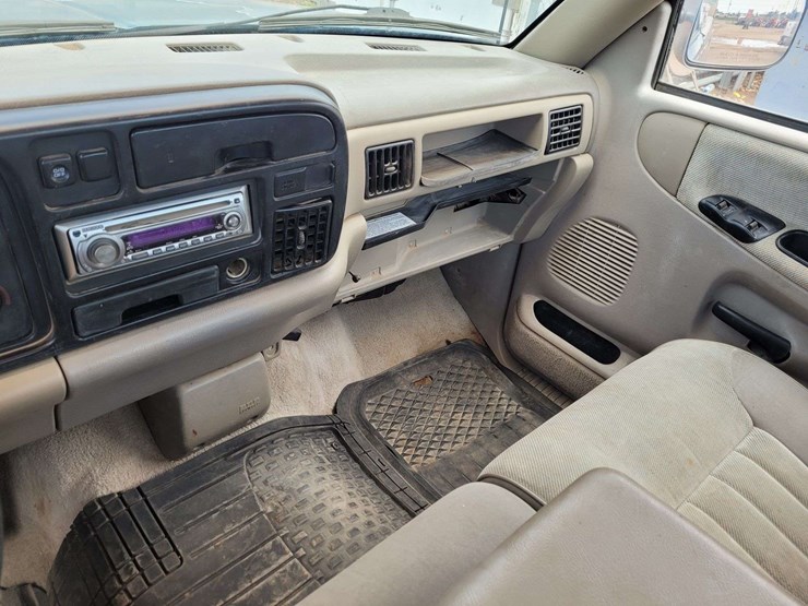 1994-dodge-ram-1500-image-9