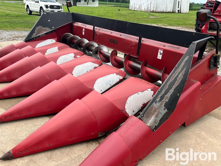 2000-case-ih-1063-image-8