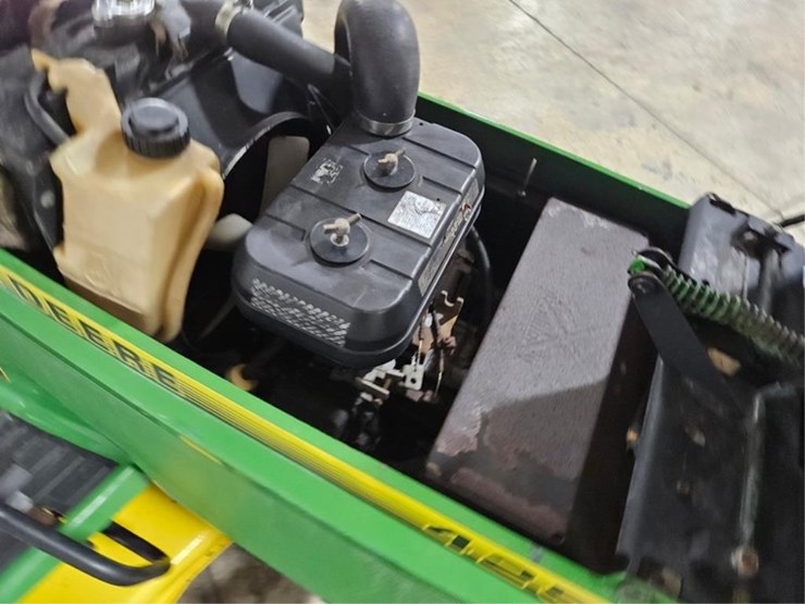 john-deere-425-image-10