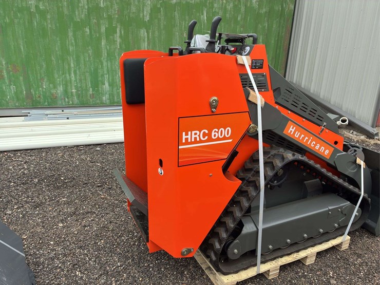 mini-skid-2024-hrc600-skid-steer-image-2