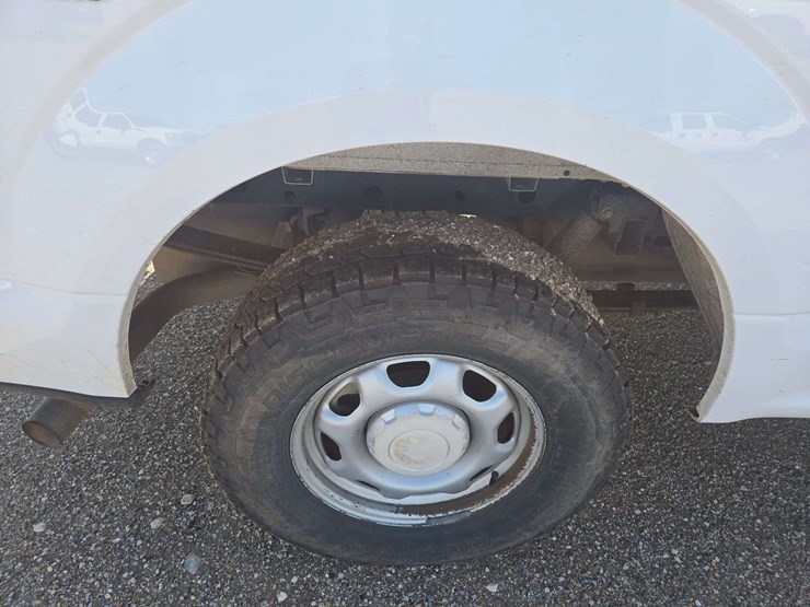 2015-ford-f150-xlt-image-8