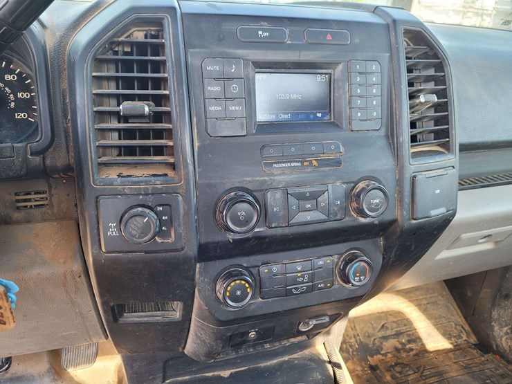 2017-ford-f150-image-11