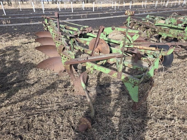 john-deere-5-image-1