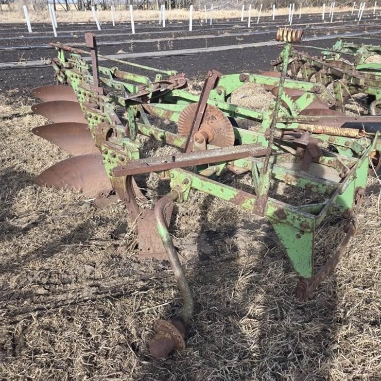 JOHN DEERE 5