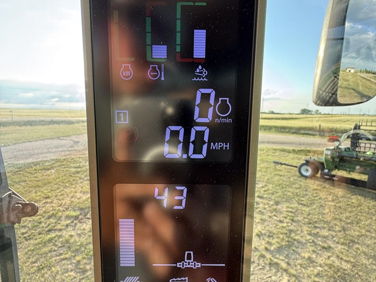 2021-john-deere-s780-image-96