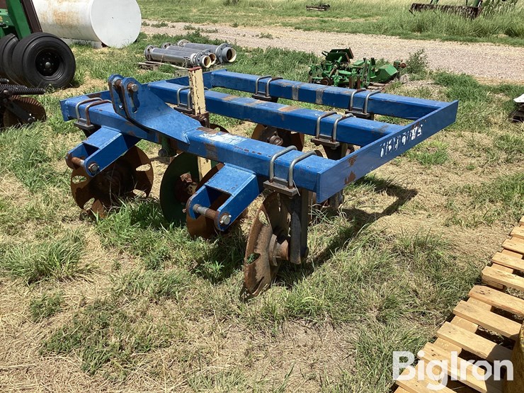 blu-jet-track-master-image-1