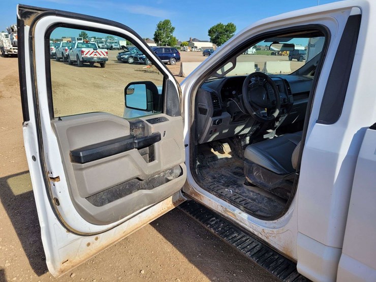 2017-ford-f150-image-6