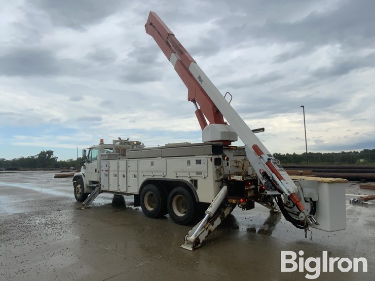 2003-freightliner-fl80-image-7