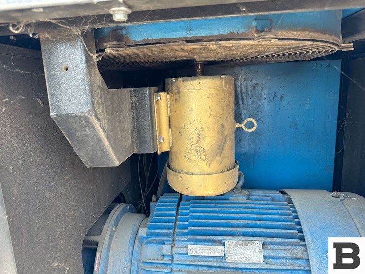 2008-kobelco-two-stage-air-cooled-stationary-air-compressor-image-37